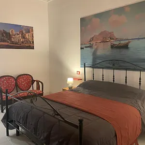 https://vittorio-emanuele-house-palermo.sicilyhotelsitaly.net